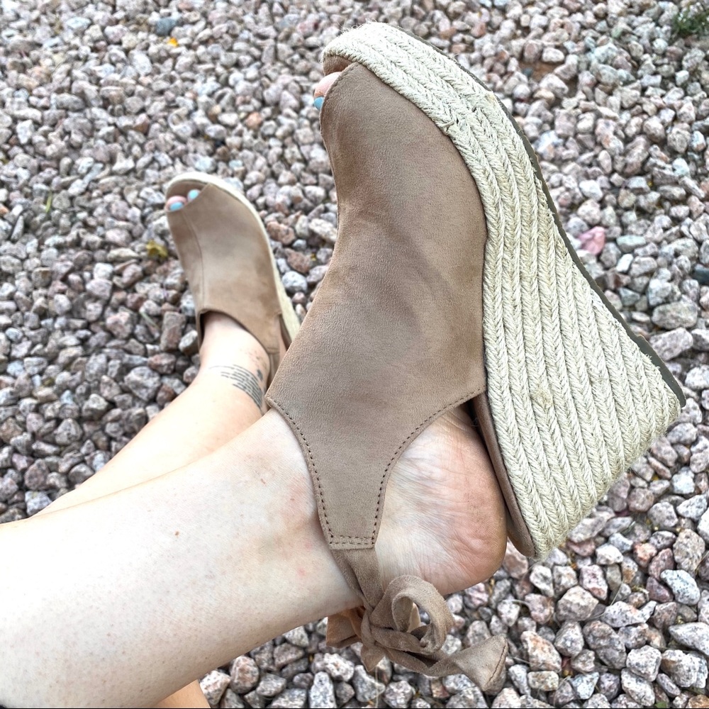Brand New Taupe Peep Toe Espadrille Wedge Heels - Picture 4 of 7